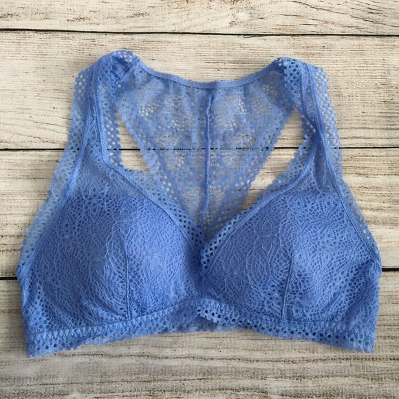 *SOLD* Victorias Secret Lace Bralette - Picture 1 of 6